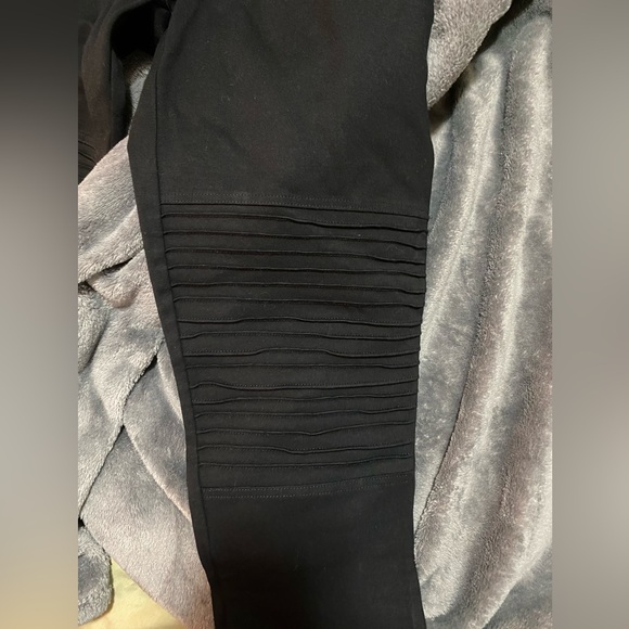 Dynamite Ribbed Pants - Picture 3 of 3